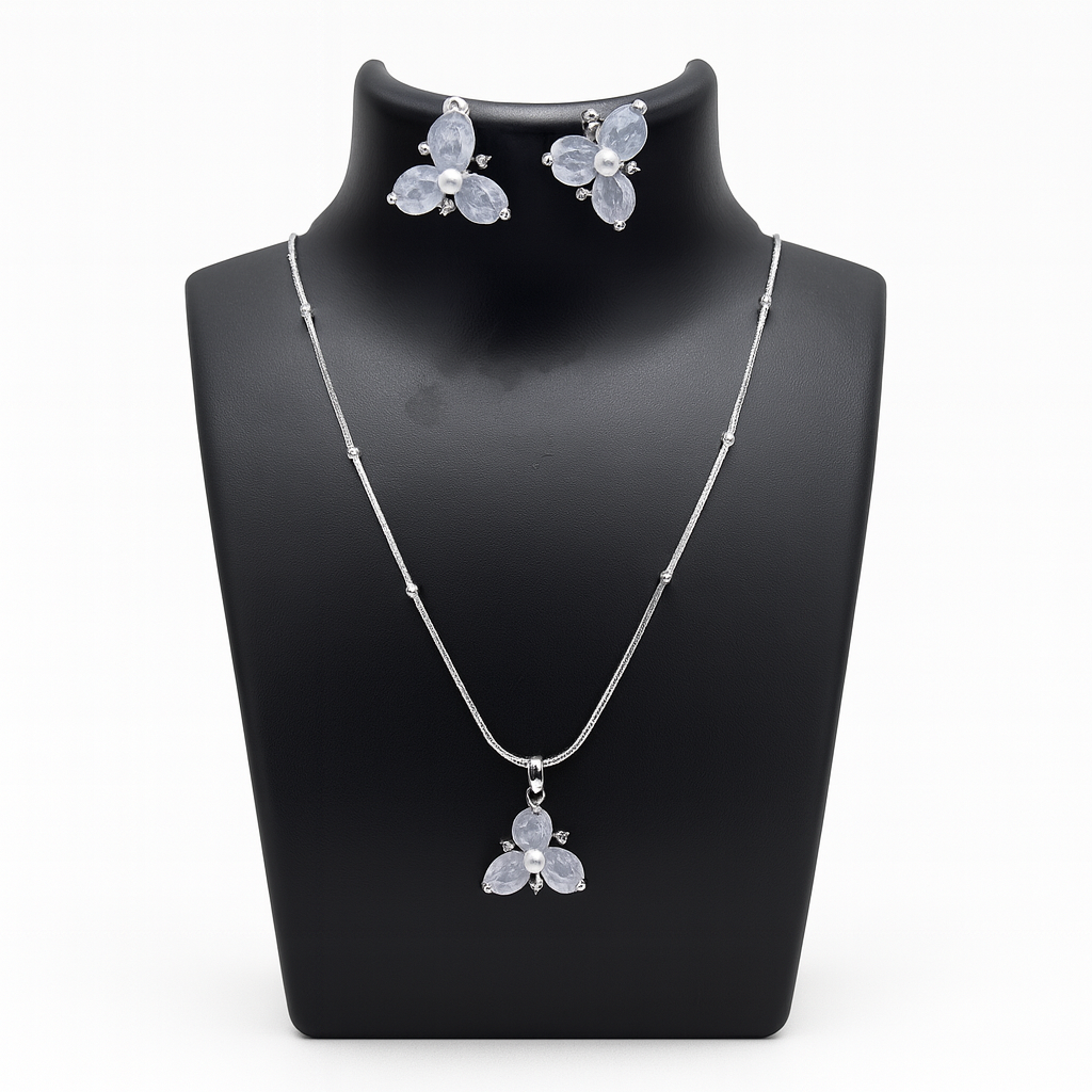 925 Sterling Silver Floral Pendant & Earrings Set